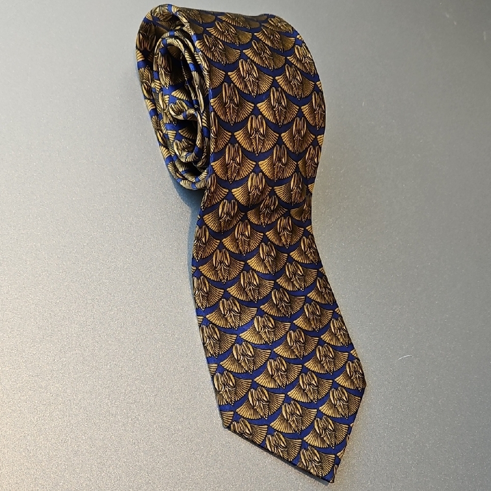 Lanvin Navy and Gold Patterned Tie